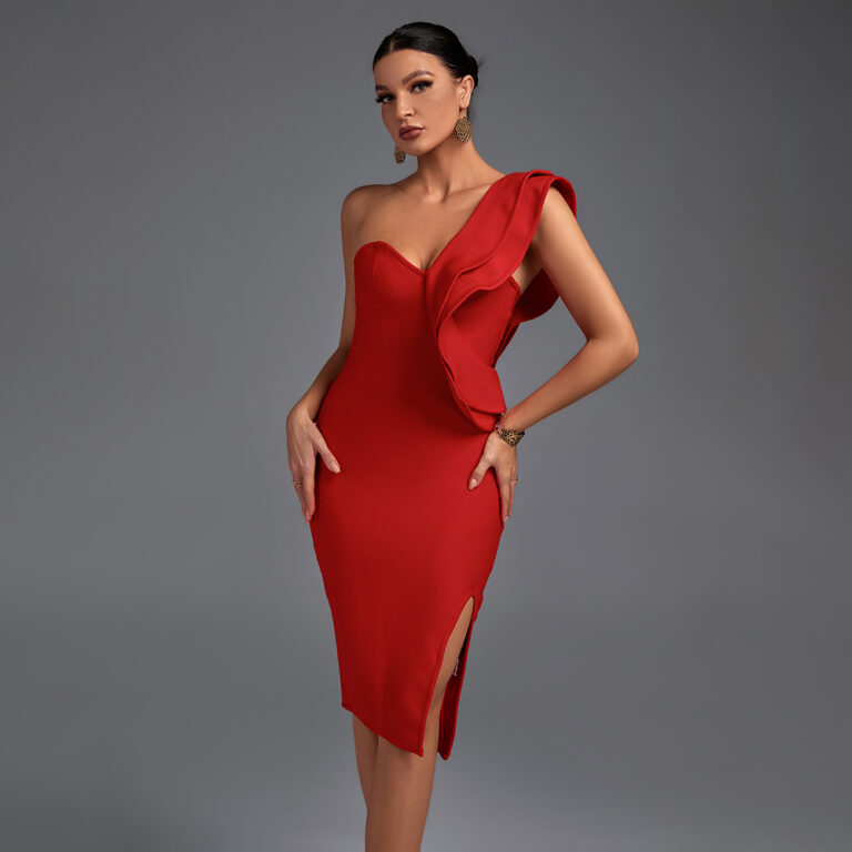 Ruffles One-shoulder Short Burgundy Bridesmaid Dress main image 1