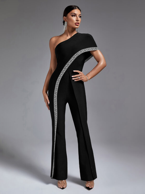 Fashion Queen One Shoulder Jumpsuit 2