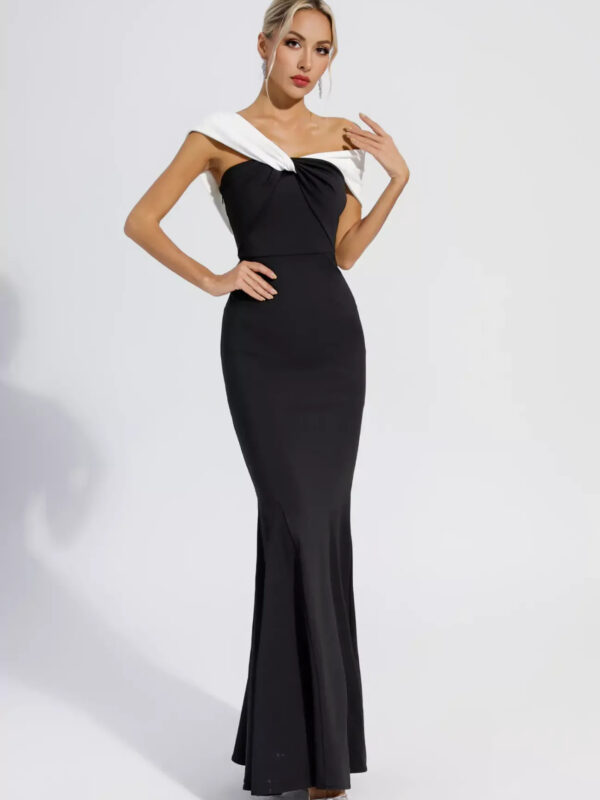 Black Off-Shoulder Mermaid Maxi Dress 2