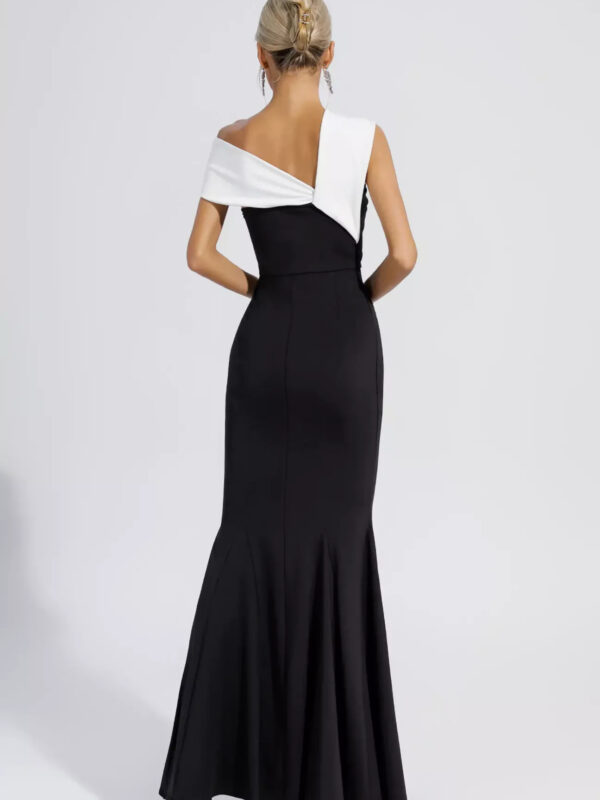 Black Off-Shoulder Mermaid Maxi Dress 4