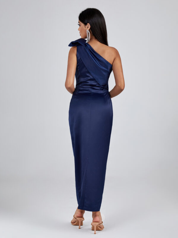 Feminine One Shoulder Bowknot Gown 1