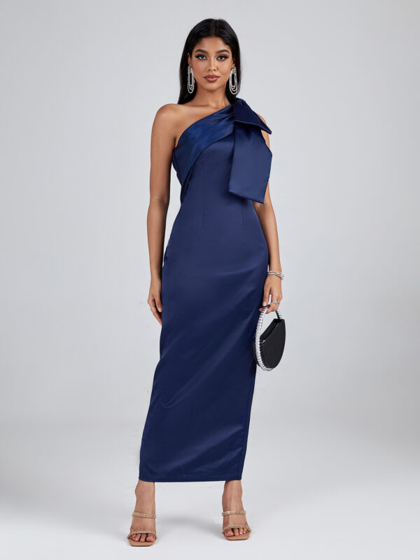 Feminine One Shoulder Bowknot Gown 2